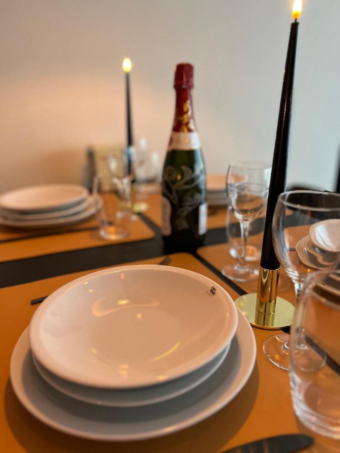 Red Cross Street Apartman Lommel Kültér fotó